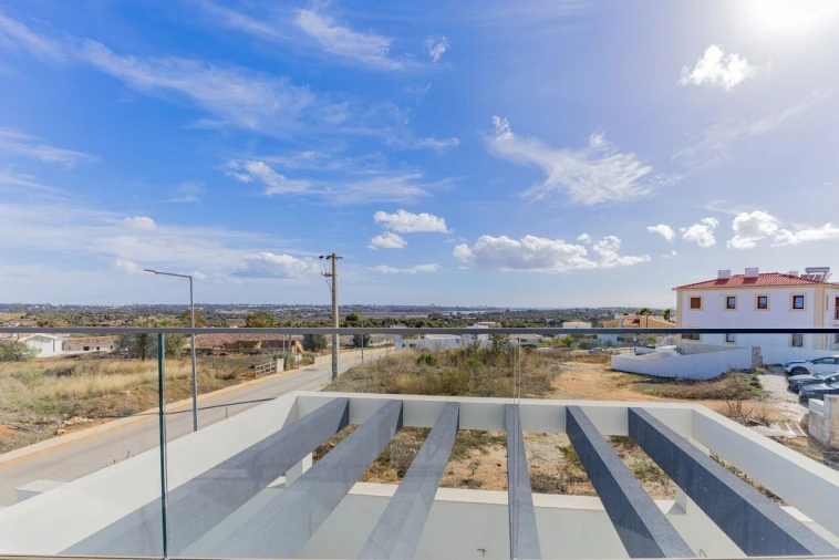 Moradia T3 para Venda em Mexilhoeira Grande Foto 21