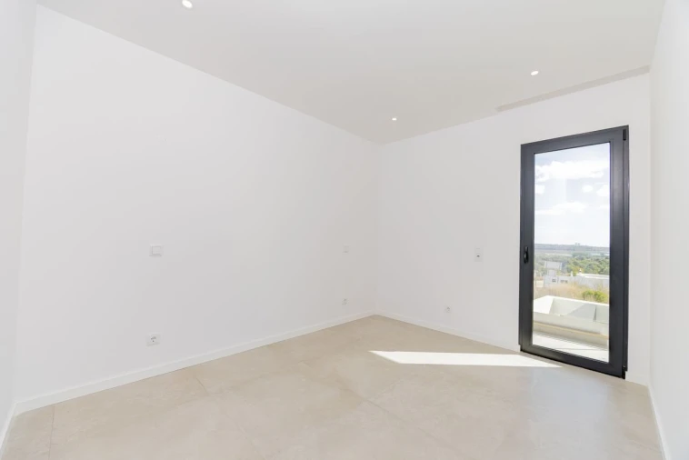 Moradia T3 para Venda em Mexilhoeira Grande Foto 23