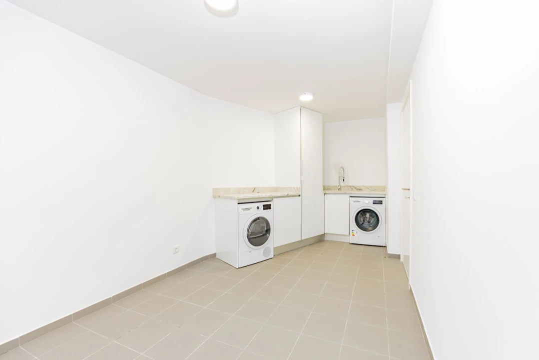 Moradia T3 para Venda em Mexilhoeira Grande Foto 29