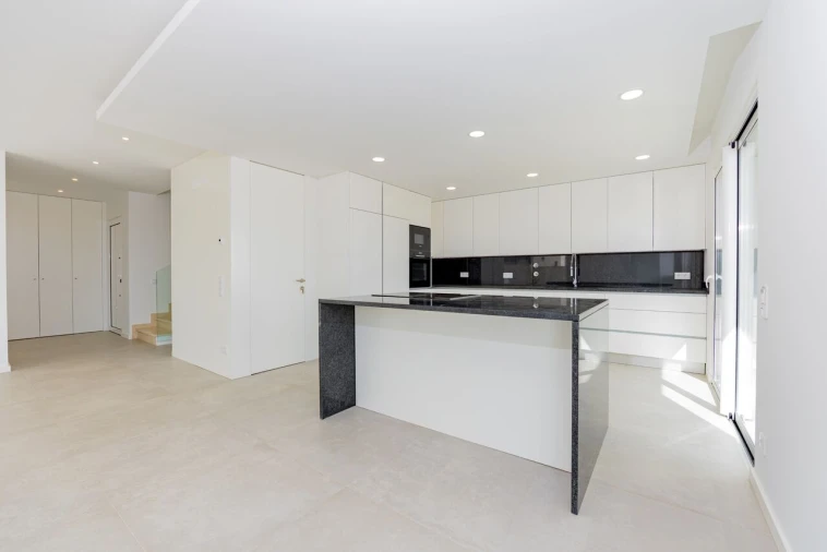 Moradia T3 para Venda em Mexilhoeira Grande Foto 4