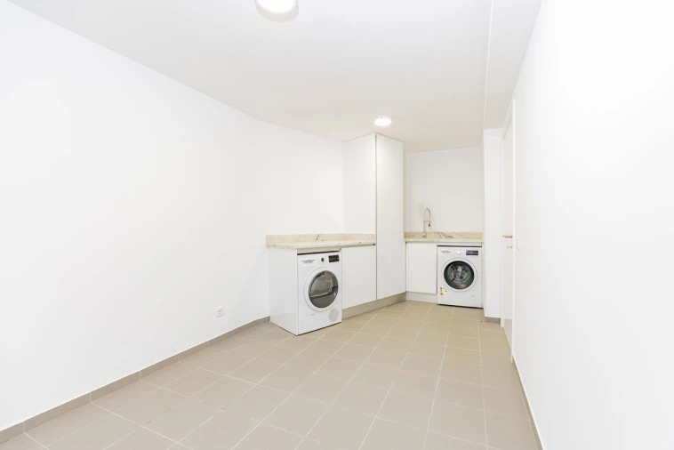 Moradia T3 para Venda em Mexilhoeira Grande Foto 29