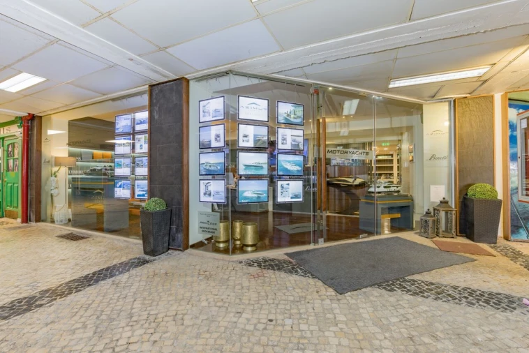 Loja para Venda em Quarteira Foto 20