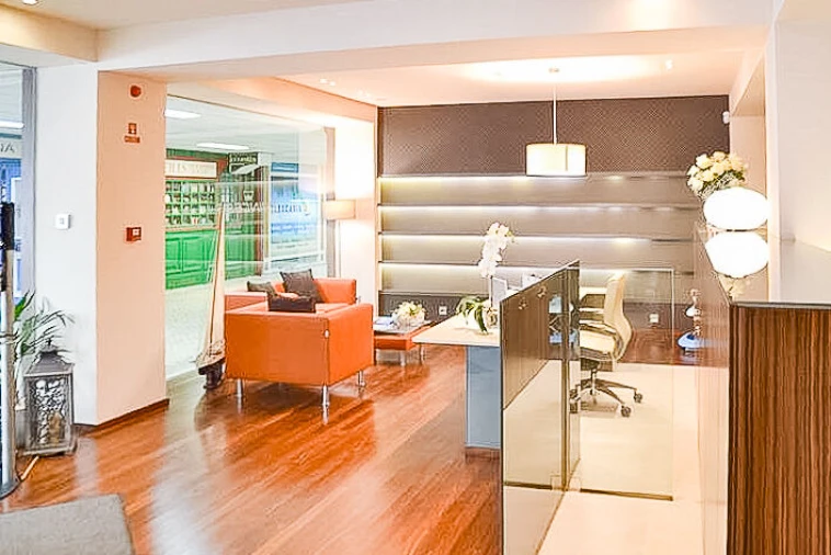 Loja para Venda em Quarteira Foto 2