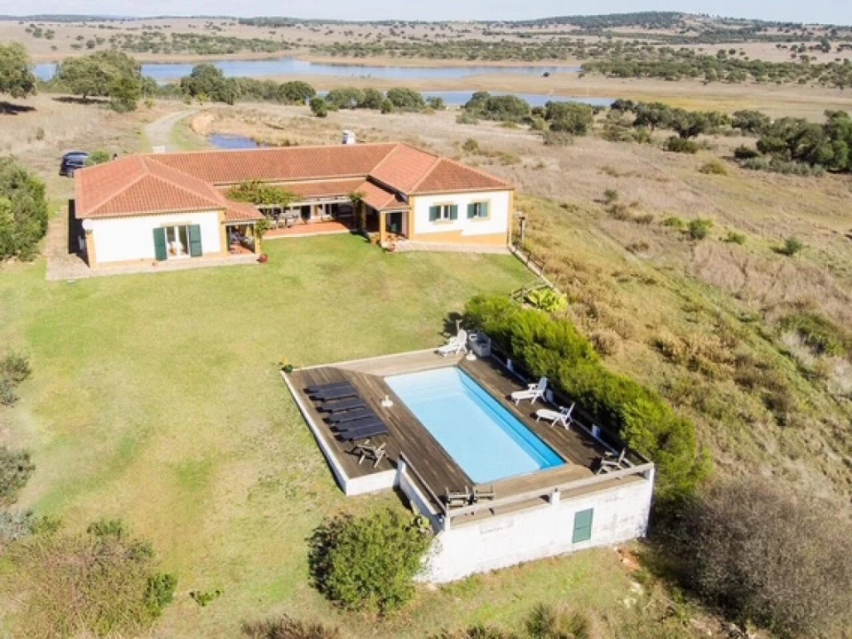 Quinta T6 para Venda em Alcaçovas Foto 16