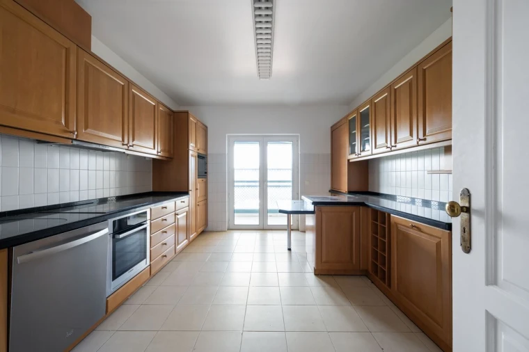 Apartamento T3 para Venda em Cascais e Estoril Foto 8
