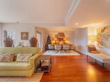 Apartamento T3 para Venda em Aldoar, Foz do Douro e Nevogilde