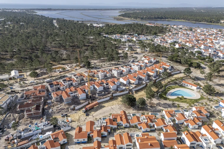 Moradia T2 para Venda em Carvalhal Foto 22