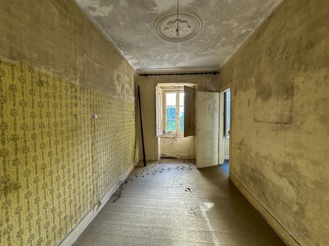 Prédio para Venda em Colares Foto 17