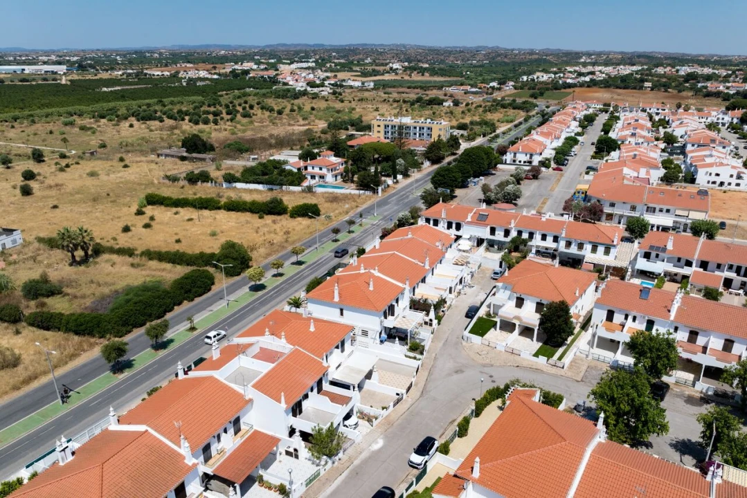 Moradia T3 para Venda em Altura Foto 38