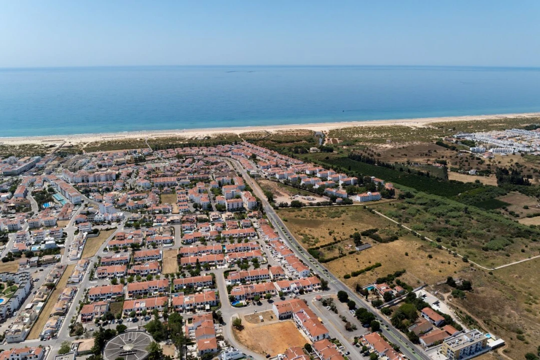 Moradia T3 para Venda em Altura Foto 39