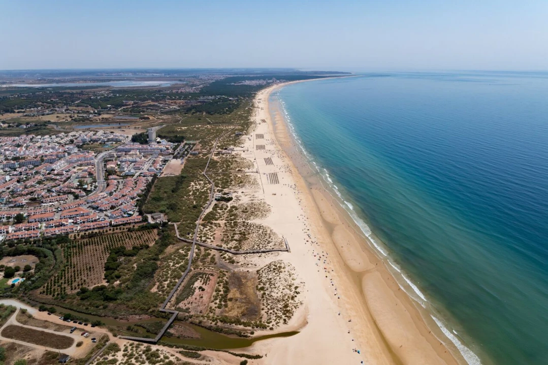 Moradia T3 para Venda em Altura Foto 40