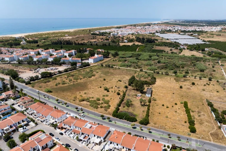 Moradia T3 para Venda em Altura Foto 36