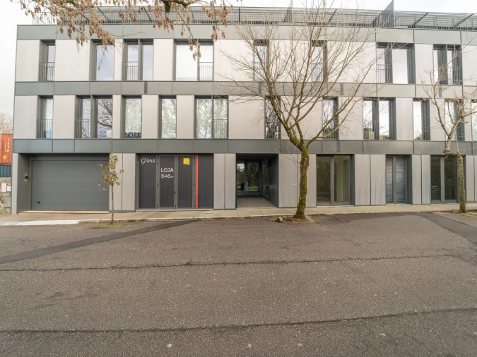 Loja para Venda em São Mamede de Infesta e Senhora da Hora Foto 27