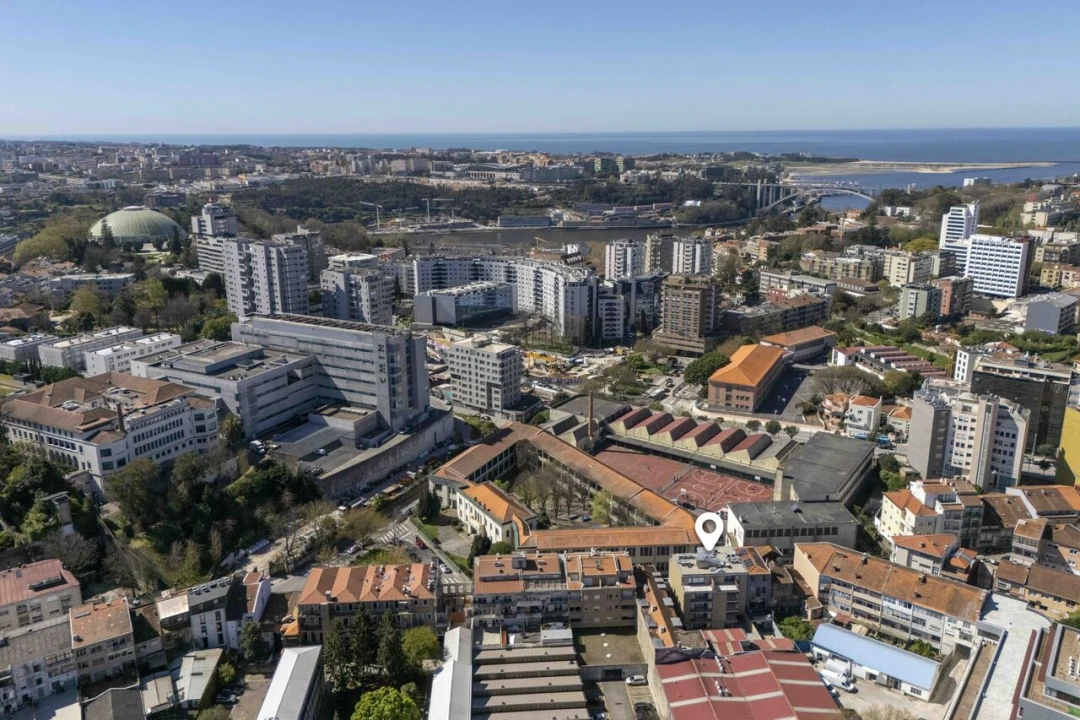 Apartamento T1 para Venda em Cedofeita, Santo Ildefonso, Sé, Miragaia, São Nicolau e Vitória Foto 24
