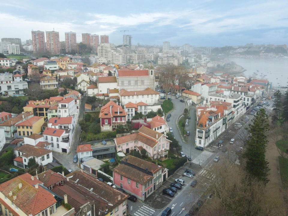 Apartamento T2 para Venda em Lordelo do Ouro e Massarelos Foto 12