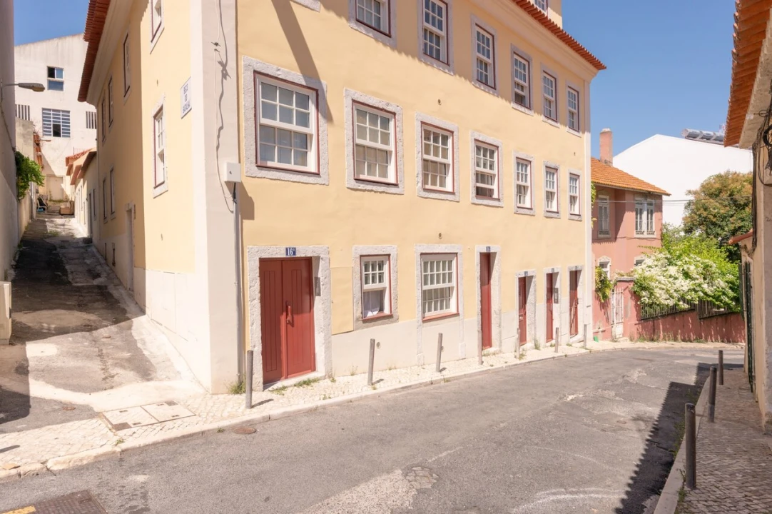 Apartamento T3 para Venda em Campo de Ourique Foto 17