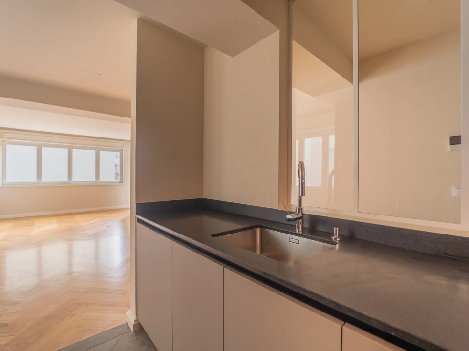 Apartamento T1 para Venda em Cedofeita, Santo Ildefonso, Sé, Miragaia, São Nicolau e Vitória Foto 13