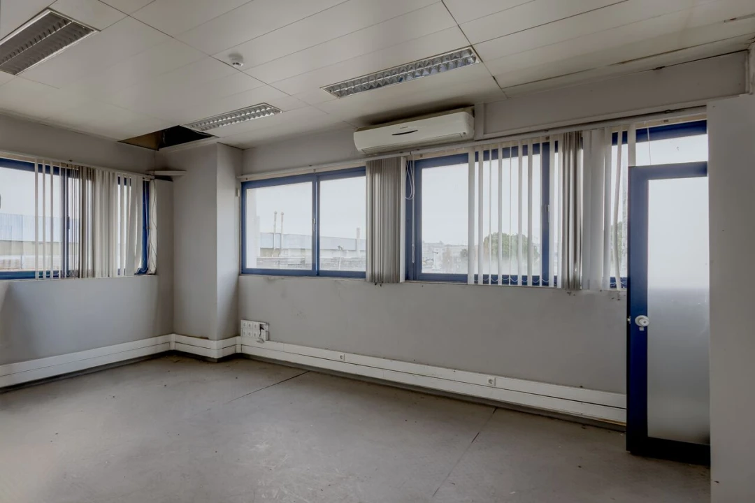 Armazém para Arrendamento em Carregado e Cadafais Foto 13