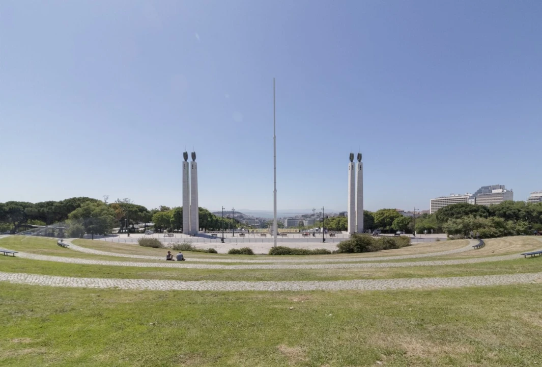 Loja para Venda em São Domingos de Benfica Foto 20