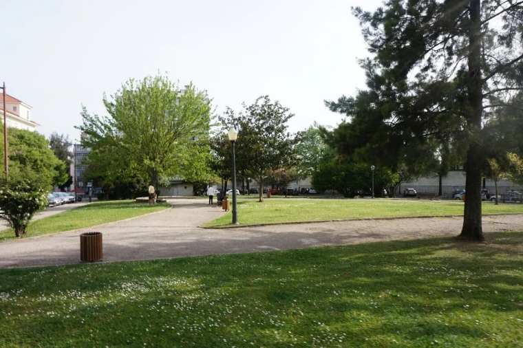 Apartamento T2 para Venda em Campo de Ourique Foto 21