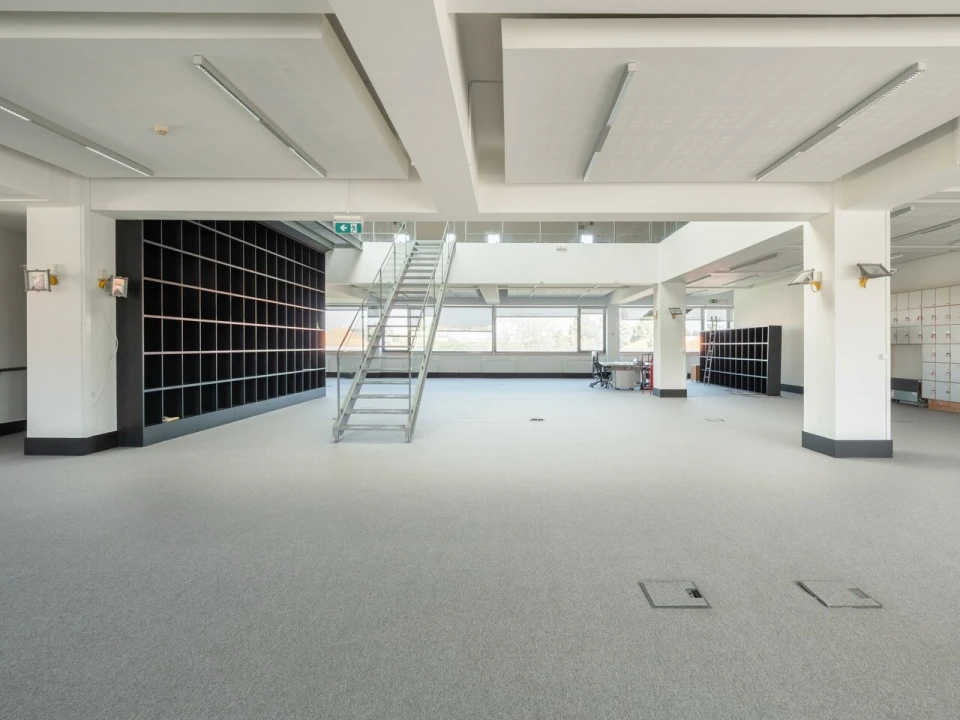 Escritório para Arrendamento em Alvalade Foto 3