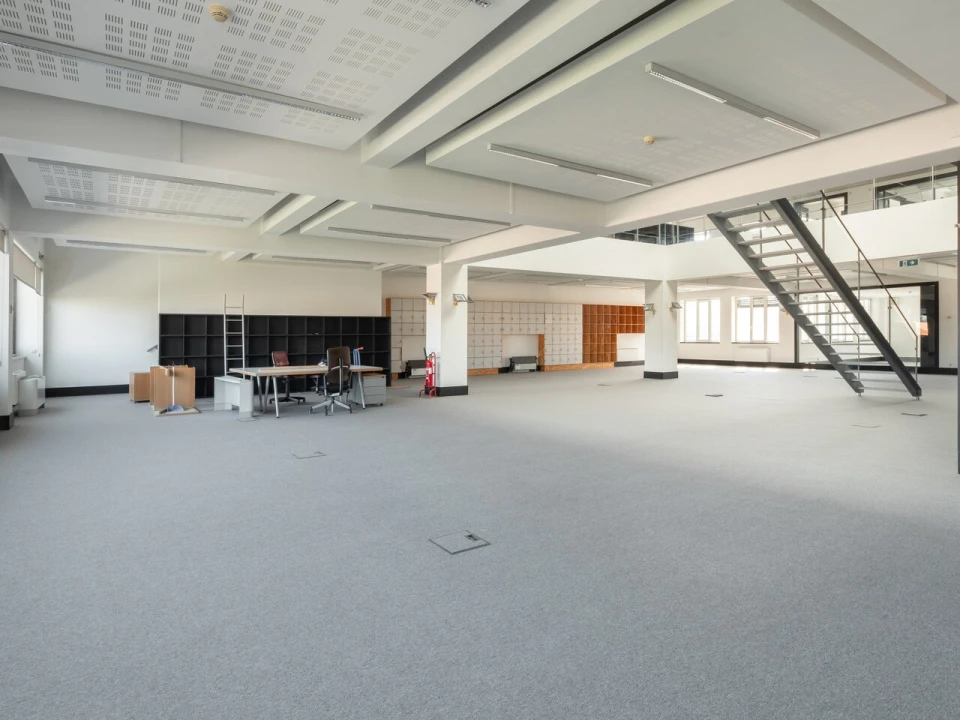 Escritório para Arrendamento em Alvalade Foto 6