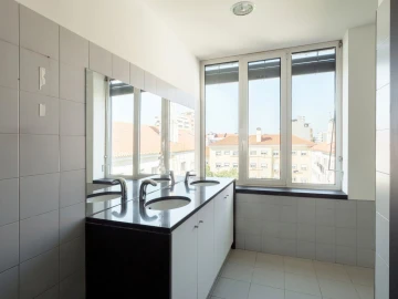 Escritório para Arrendamento em Alvalade