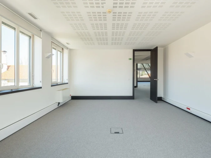 Escritório para Arrendamento em Alvalade Foto 10