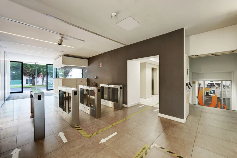 Escritório para Arrendamento em Alvalade Foto 29