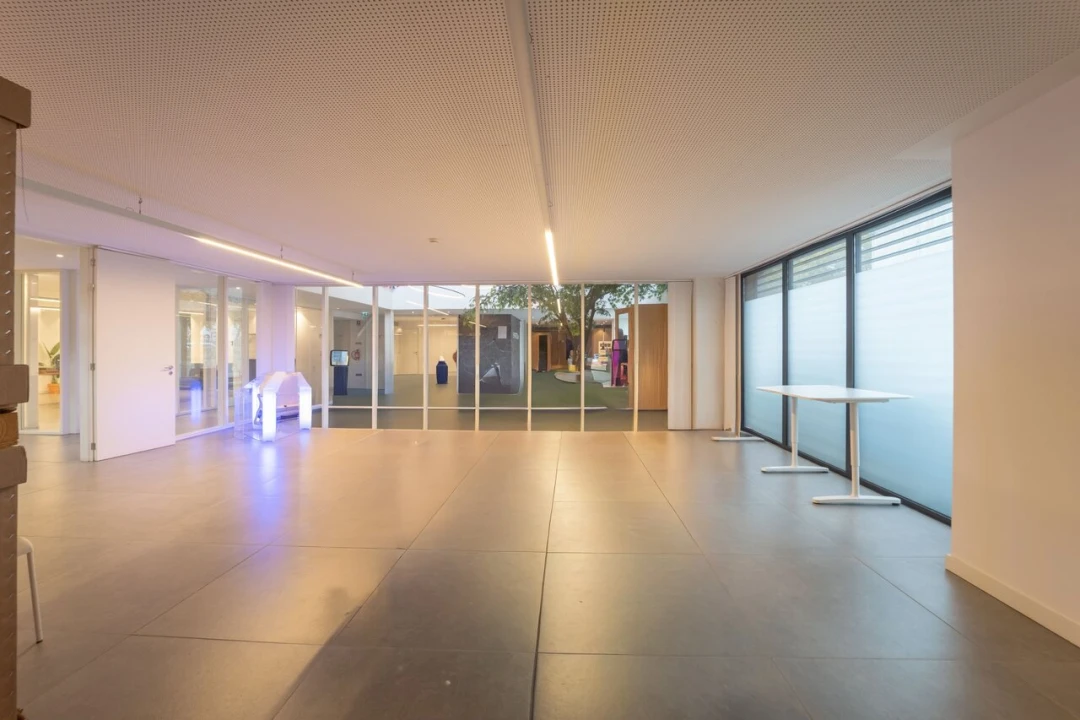 Escritório para Arrendamento em Ramalde Foto 9