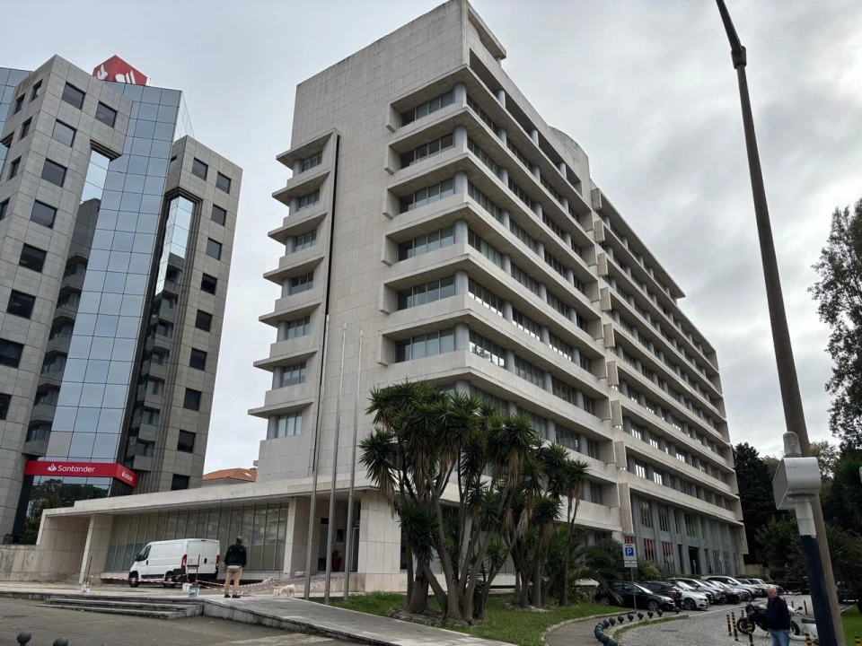 Escritório para Arrendamento em Aldoar, Foz do Douro e Nevogilde Foto 1