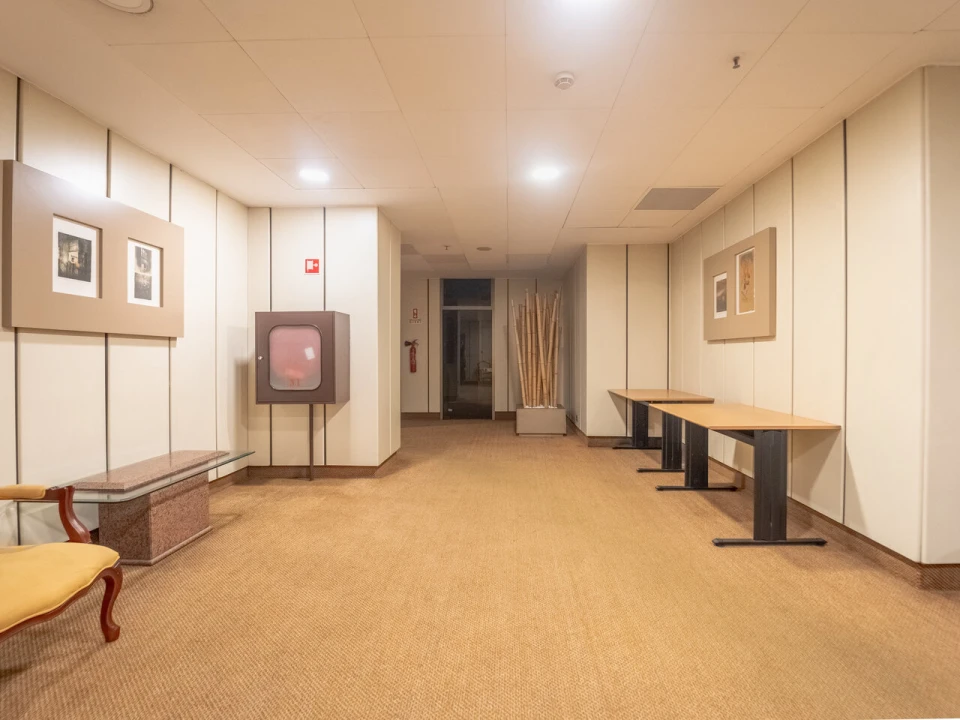 Escritório para Arrendamento em Ramalde Foto 6