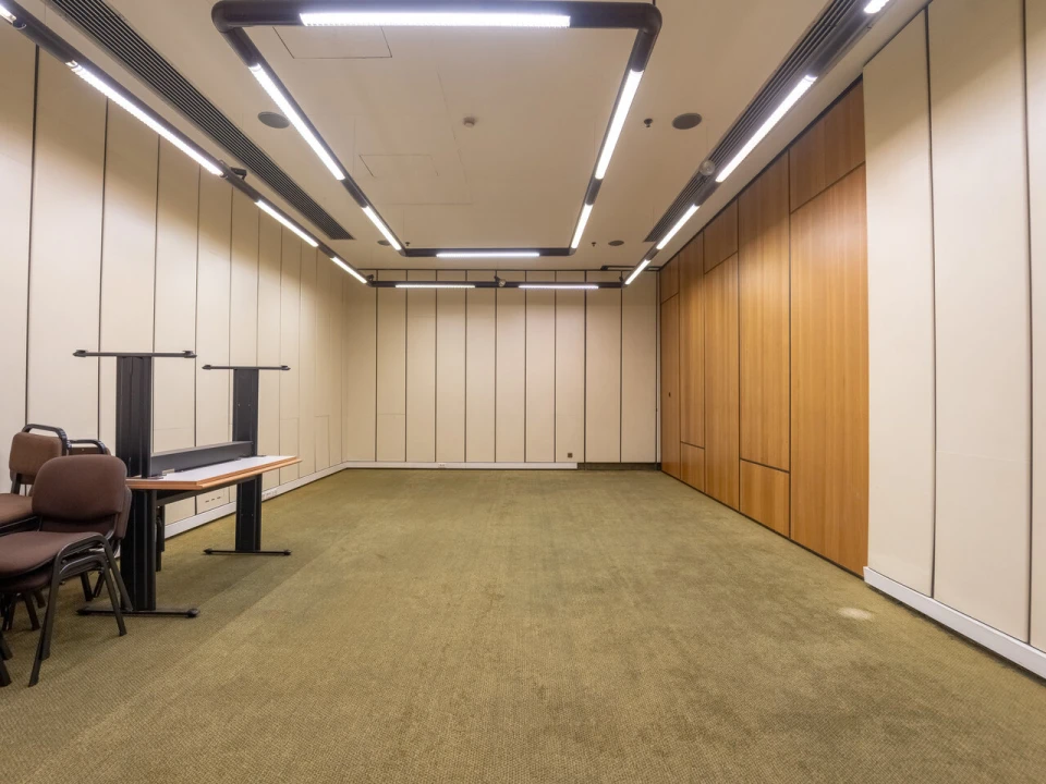 Escritório para Arrendamento em Ramalde Foto 9