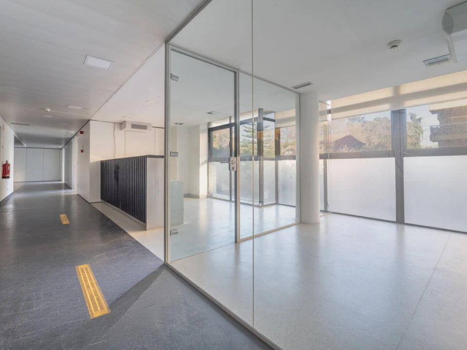 Escritório para Arrendamento em Ramalde Foto 1