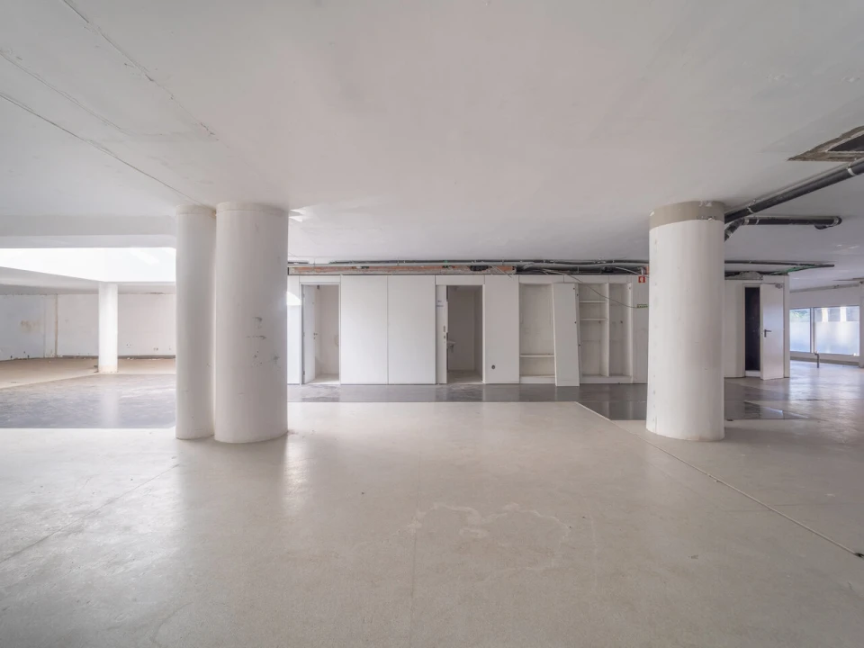 Escritório para Arrendamento em Ramalde Foto 2