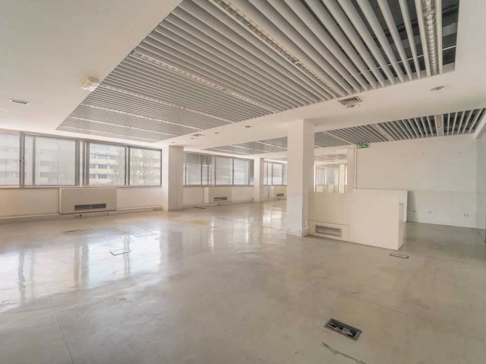 Escritório para Arrendamento em Ramalde Foto 5