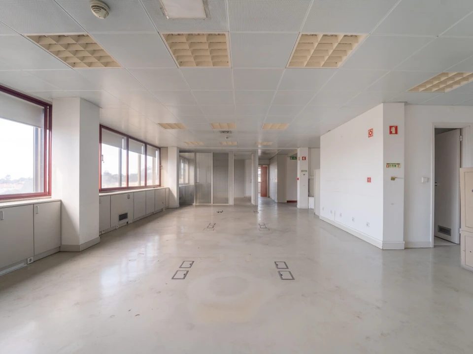 Escritório para Arrendamento em Ramalde Foto 4