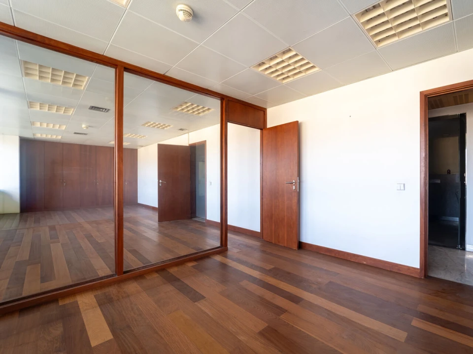 Escritório para Arrendamento em Ramalde Foto 17