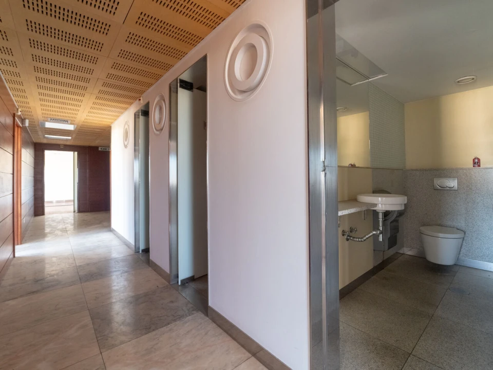 Escritório para Arrendamento em Ramalde Foto 26