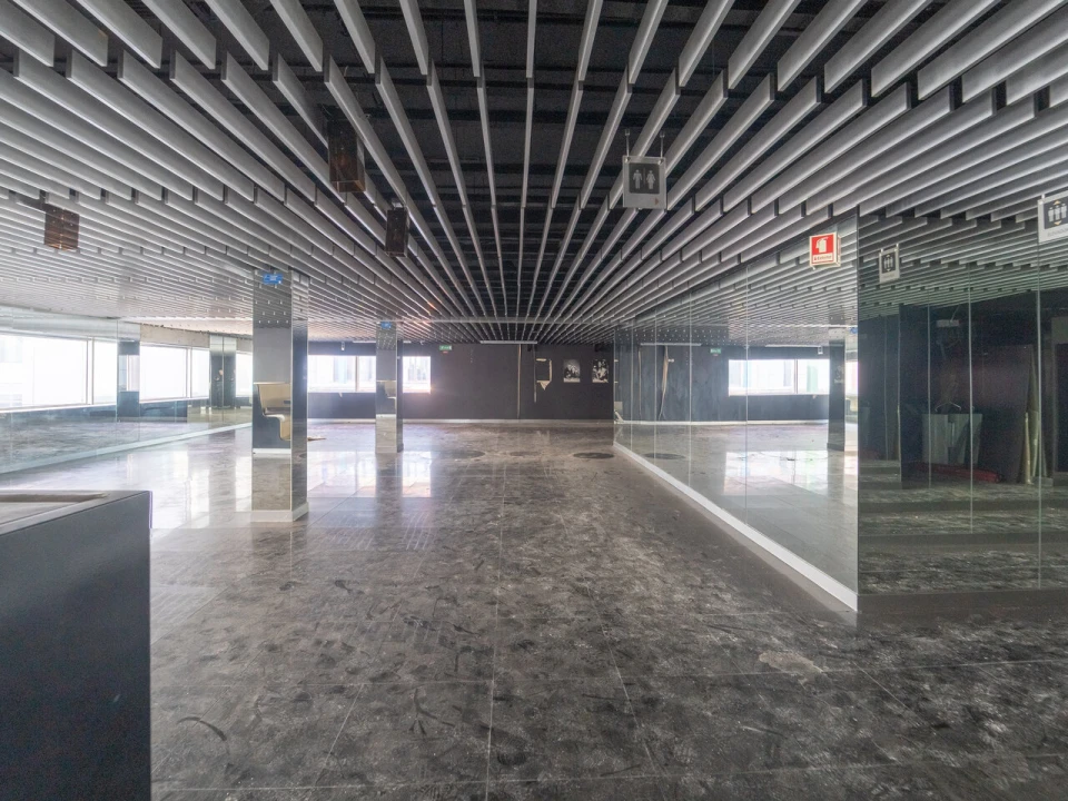 Loja para Arrendamento em Ramalde Foto 17