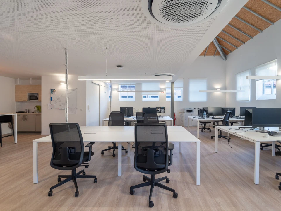 Escritório para Arrendamento em Cidade da Maia Foto 5