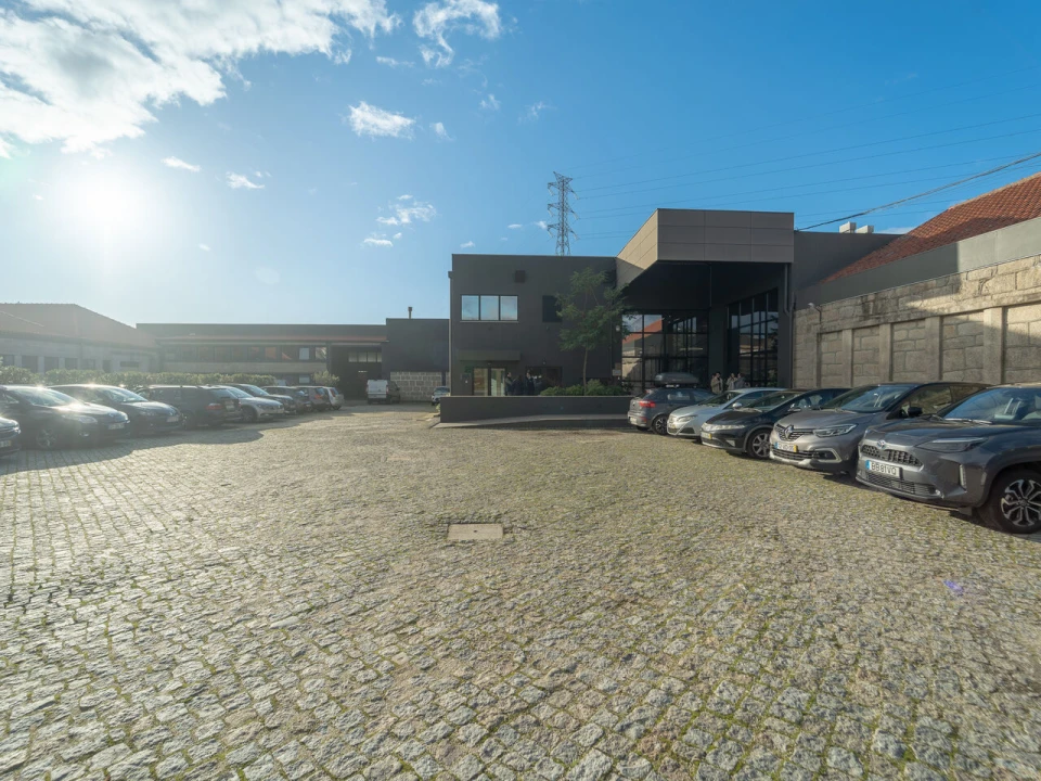 Escritório para Arrendamento em Cidade da Maia Foto 10