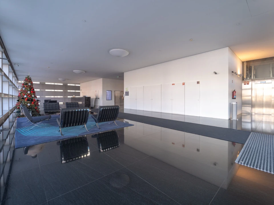 Escritório para Arrendamento em Lordelo do Ouro e Massarelos Foto 16