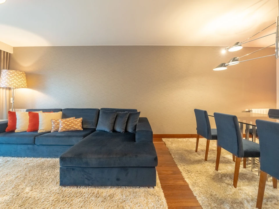 Apartamento T4 para Venda em Santa Marinha e São Pedro da Afurada Foto 5