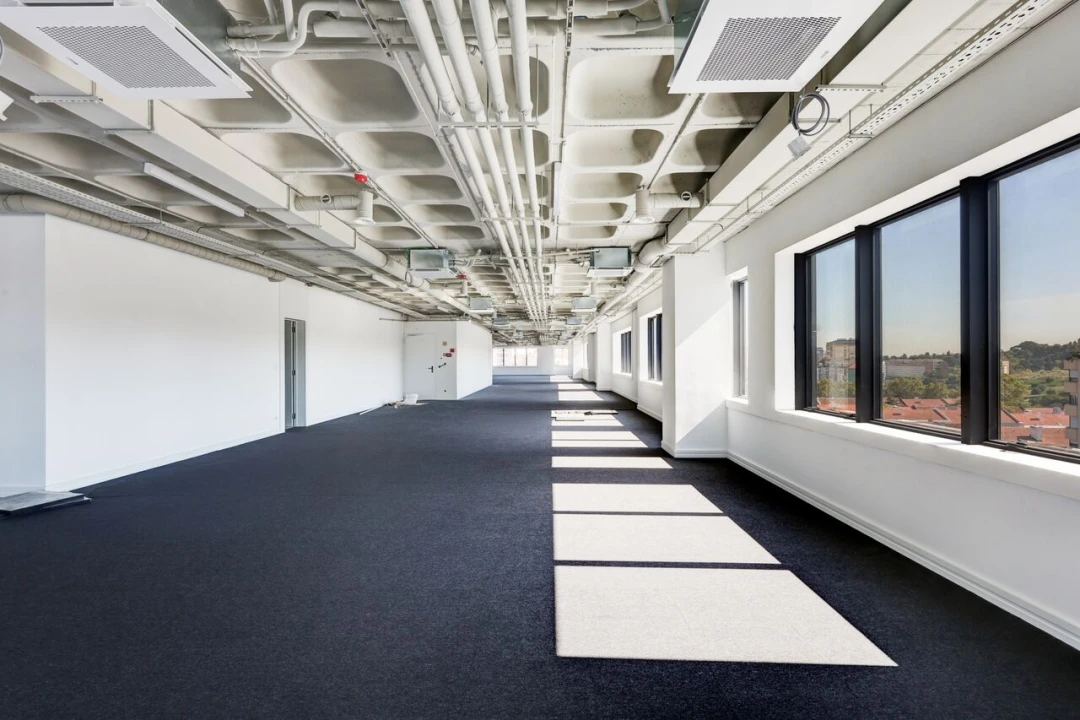 Escritório para Arrendamento em São Domingos de Benfica Foto 11