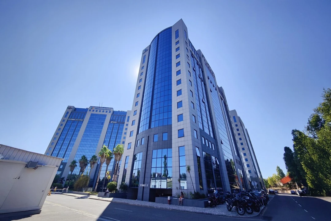 Escritório para Arrendamento em São Domingos de Benfica Foto 21