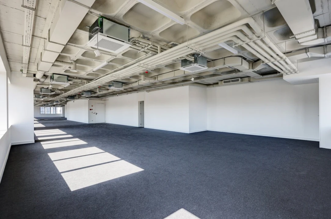 Escritório para Arrendamento em São Domingos de Benfica Foto 8