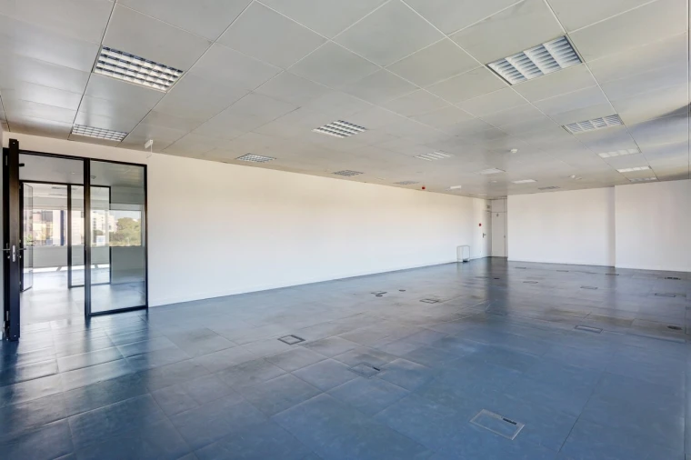 Escritório para Arrendamento em São Domingos de Benfica Foto 16