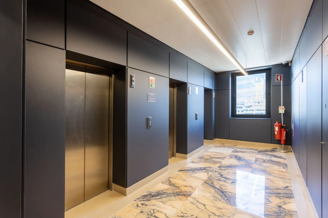 Escritório para Arrendamento em Campolide Foto 12