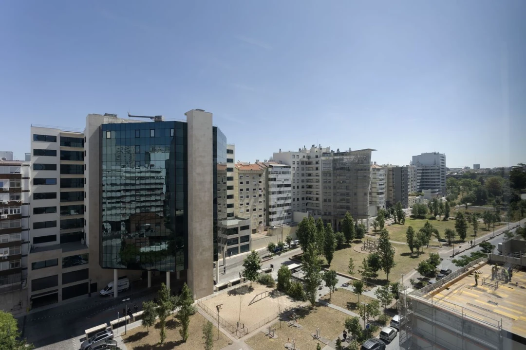 Escritório para Arrendamento em Campolide Foto 17